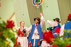 Zespół „Połoniny” – tańce rzeszowskie, fot. Wiślańskie Centrum Kultury.