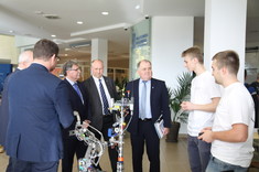 [AUDIO, FOTO] Relacja z Dnia Otwartego na Wydziale Mechaniczno-Technologicznym